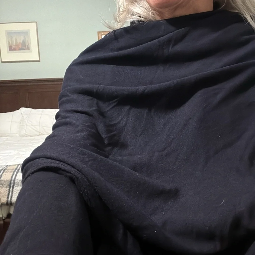 BLEUSALT The 2 Yard Wrap in Navy 💙 EUC - Picture 5 of 5